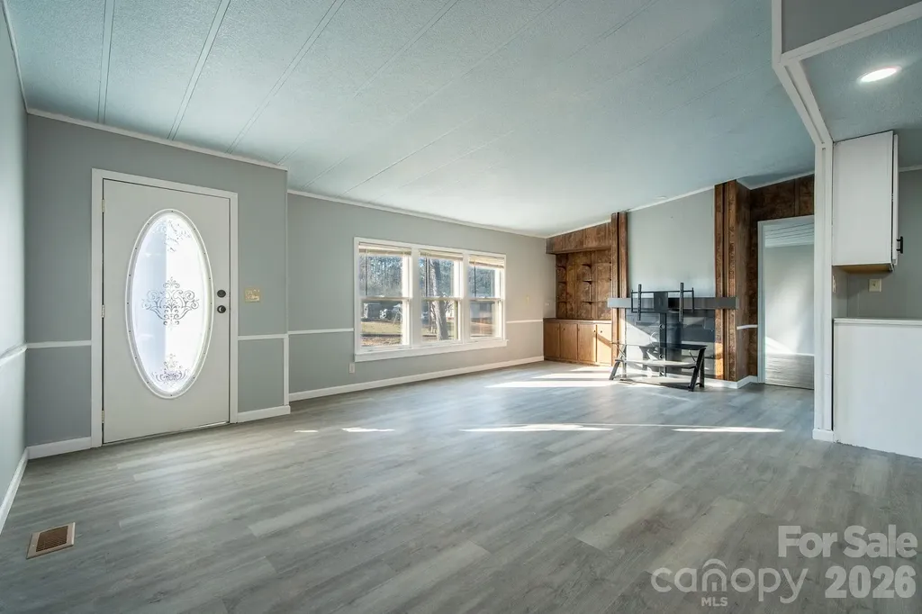 50 N Duncan Hill Lane Taylorsville NC 28681