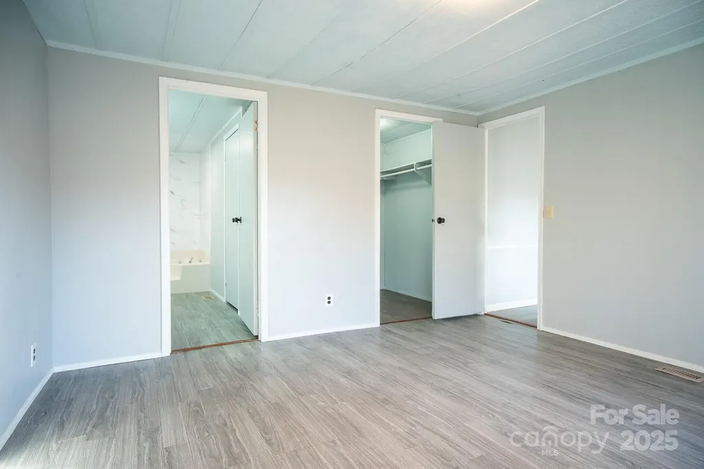50 N Duncan Hill Lane Taylorsville NC 28681