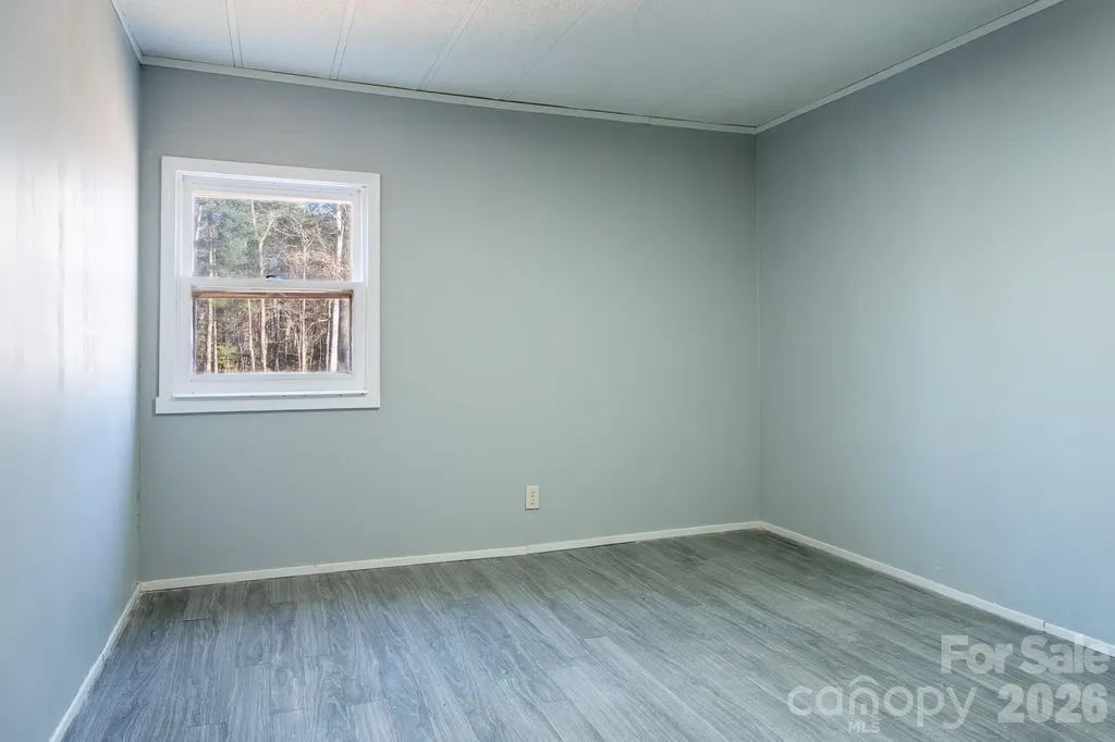 50 N Duncan Hill Lane Taylorsville NC 28681