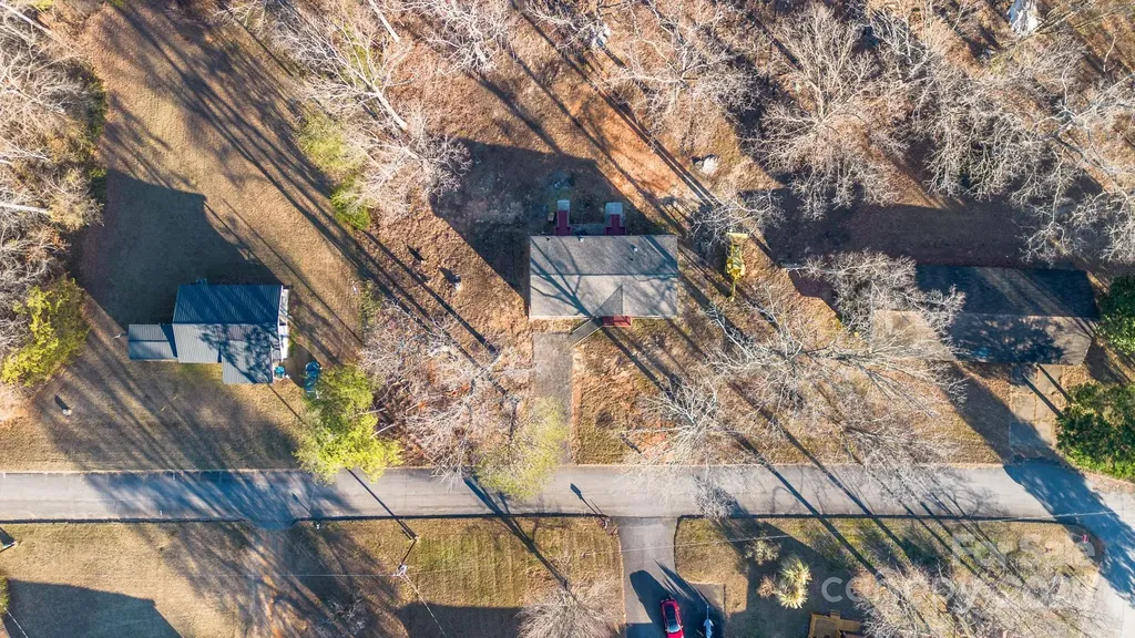50 N Duncan Hill Lane Taylorsville NC 28681