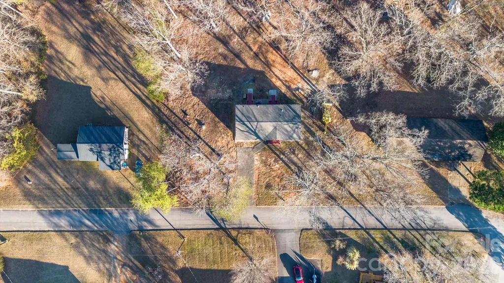 50 N Duncan Hill Lane Taylorsville NC 28681