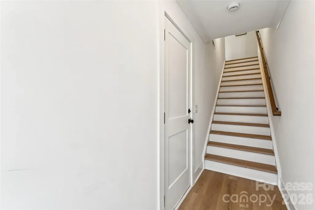 5011 Grayton Alley Charlotte NC 28206