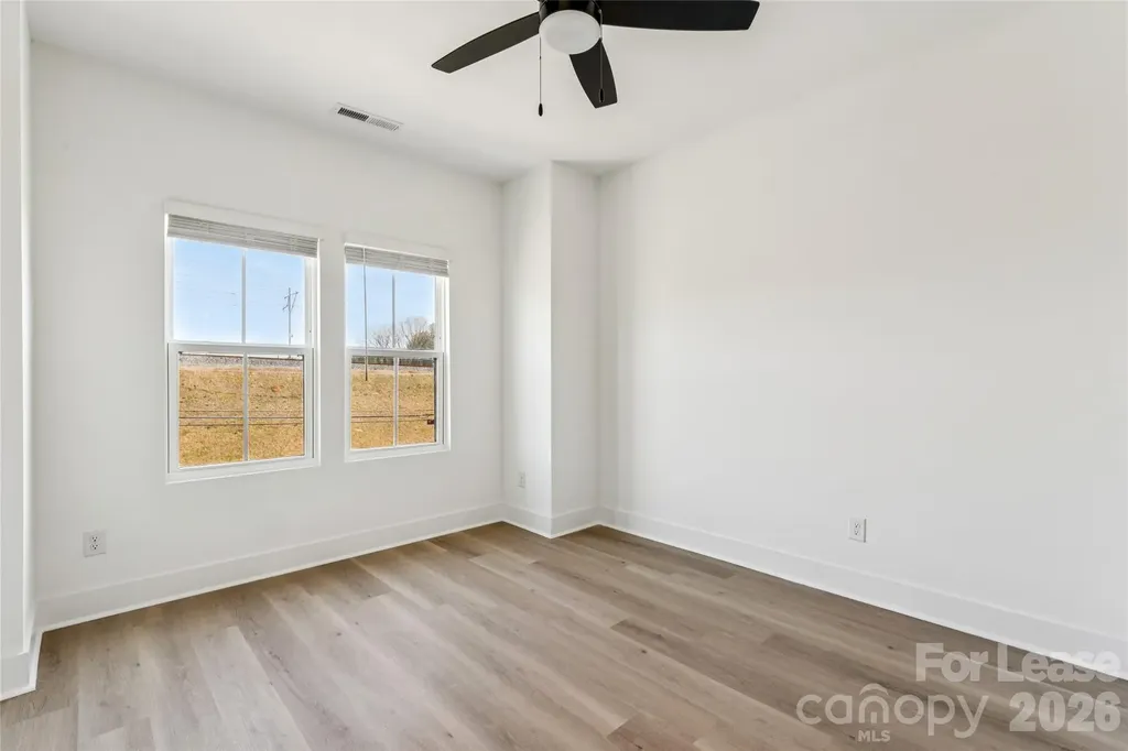 5011 Grayton Alley Charlotte NC 28206