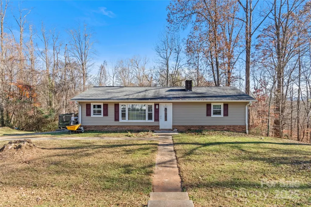 133 South Street Elkin NC 28621