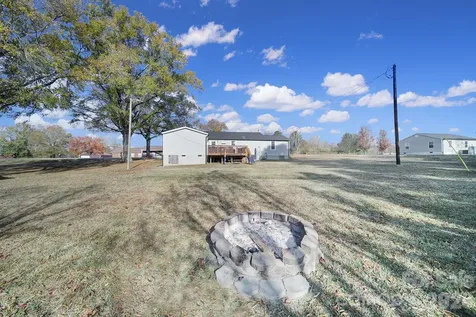 3104 Taxahaw Road Lancaster SC 29720