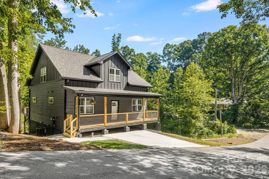 133 Appalachian Way Asheville NC 28806
