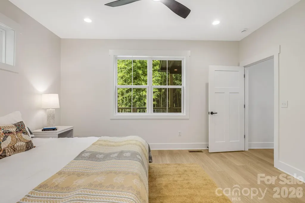 133 Appalachian Way Asheville NC 28806