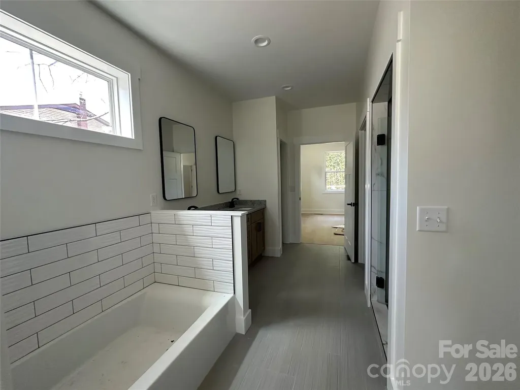 133 Appalachian Way Asheville NC 28806