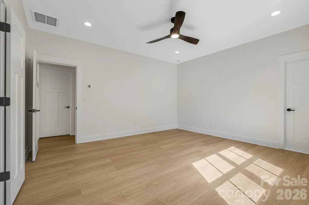 133 Appalachian Way Asheville NC 28806