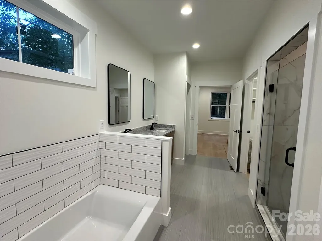 133 Appalachian Way Asheville NC 28806