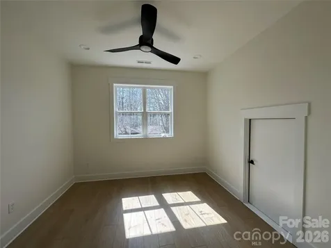 133 Appalachian Way Asheville NC 28806