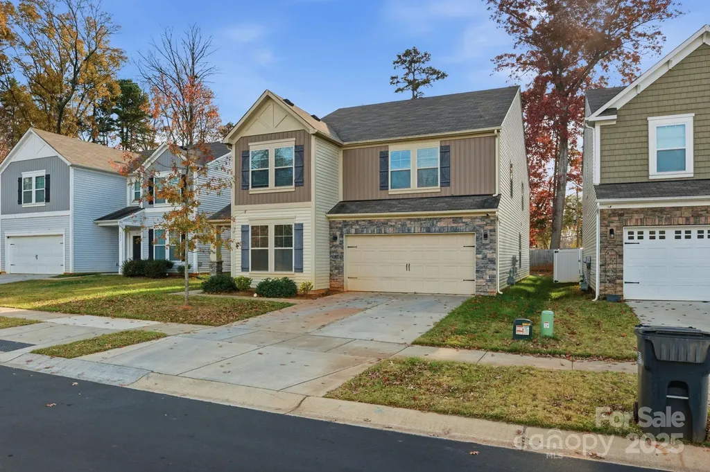 8220 Hudson Forest Drive Charlotte NC 28269