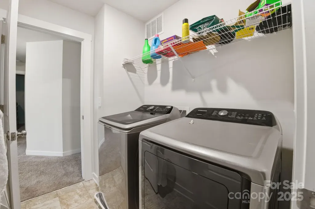 8220 Hudson Forest Drive Charlotte NC 28269