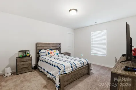 8220 Hudson Forest Drive Charlotte NC 28269
