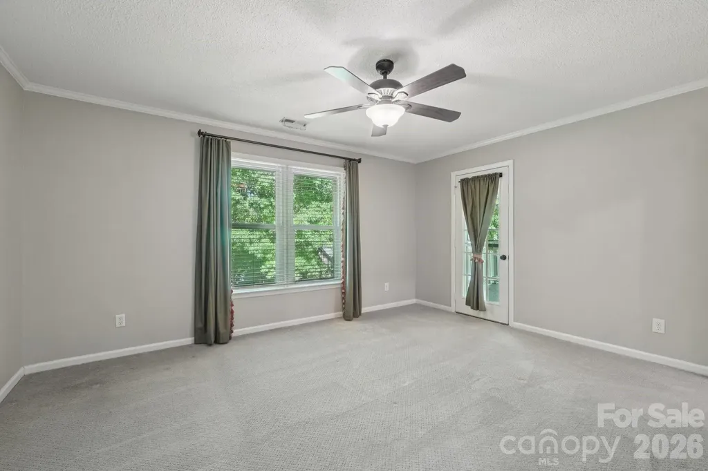 1741 Robinwood Road Gastonia NC 28054
