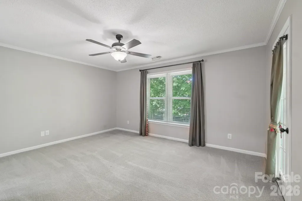 1741 Robinwood Road Gastonia NC 28054