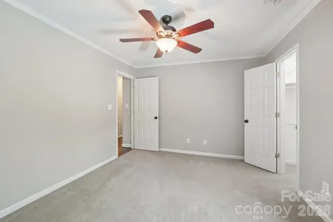 1741 Robinwood Road Gastonia NC 28054