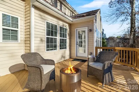 447 Leaf Arbor Court Lake Wylie SC 29710