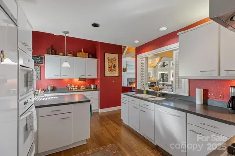100 The Pinnacle Drive Sapphire NC 28774