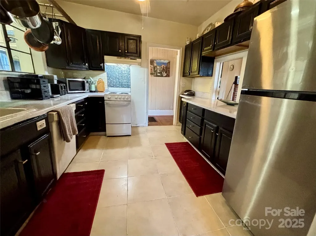 629 Vineyard Road Tryon NC 28782
