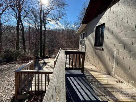 629 Vineyard Road Tryon NC 28782