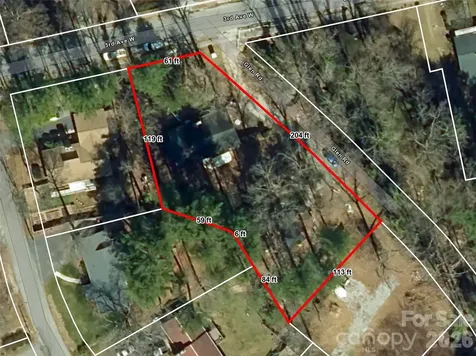 1110 3rd Avenue W Hendersonville NC 28739