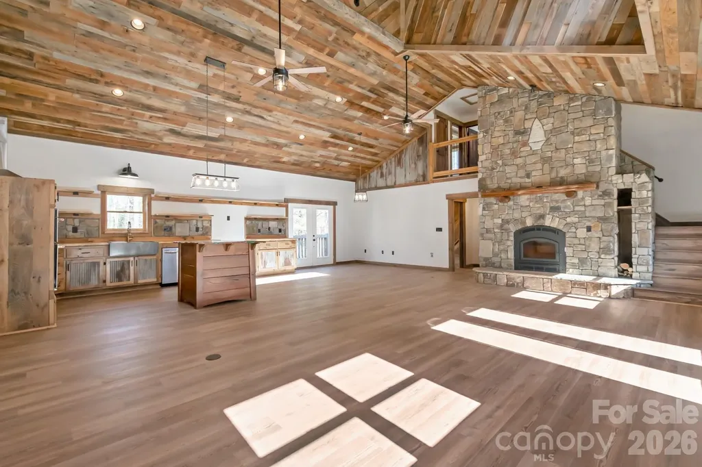 486 Hunter-lysik Way Laurel Springs NC 28644