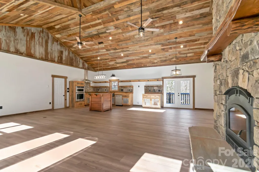 486 Hunter-lysik Way Laurel Springs NC 28644