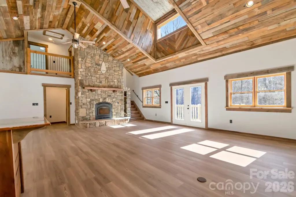 486 Hunter-lysik Way Laurel Springs NC 28644