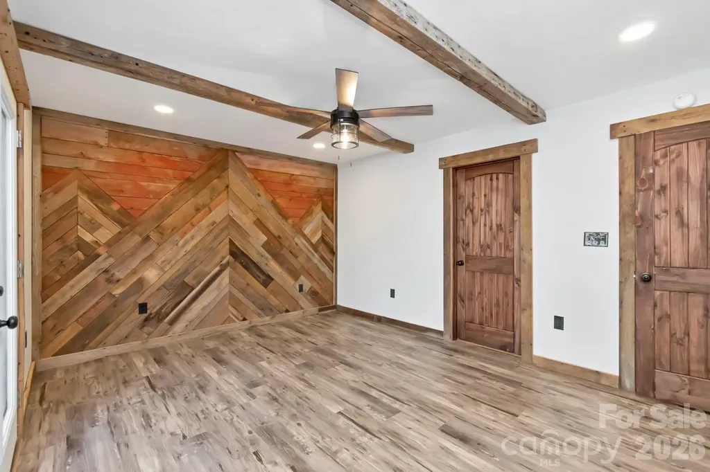 486 Hunter-lysik Way Laurel Springs NC 28644