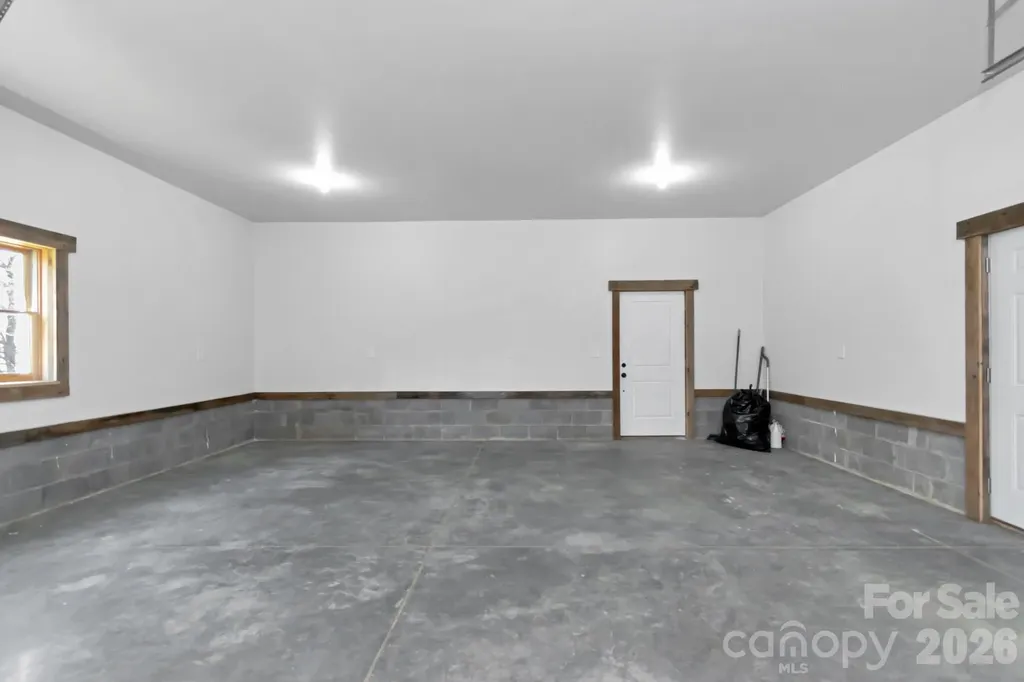 486 Hunter-lysik Way Laurel Springs NC 28644