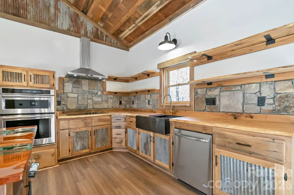 486 Hunter-lysik Way Laurel Springs NC 28644