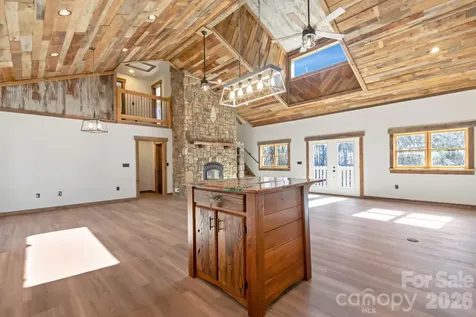 486 Hunter-lysik Way Laurel Springs NC 28644