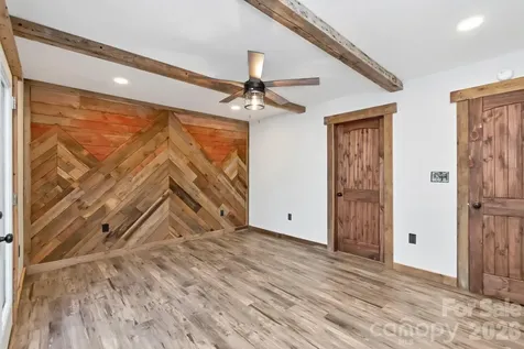 486 Hunter-lysik Way Laurel Springs NC 28644