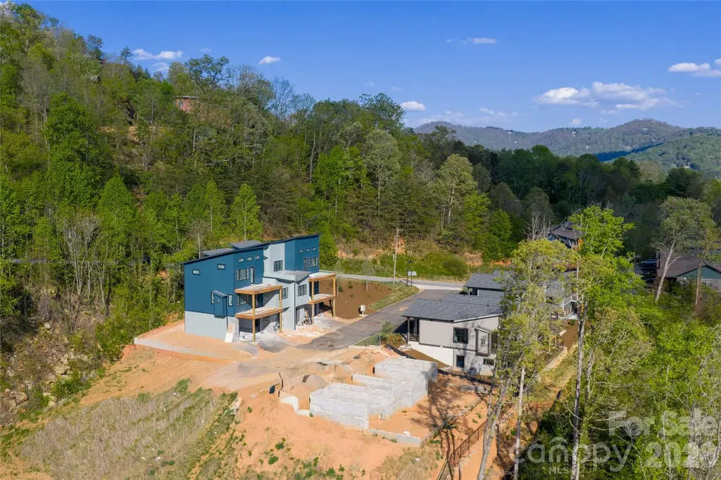 611 Storybook Villas Trail Asheville NC 28804