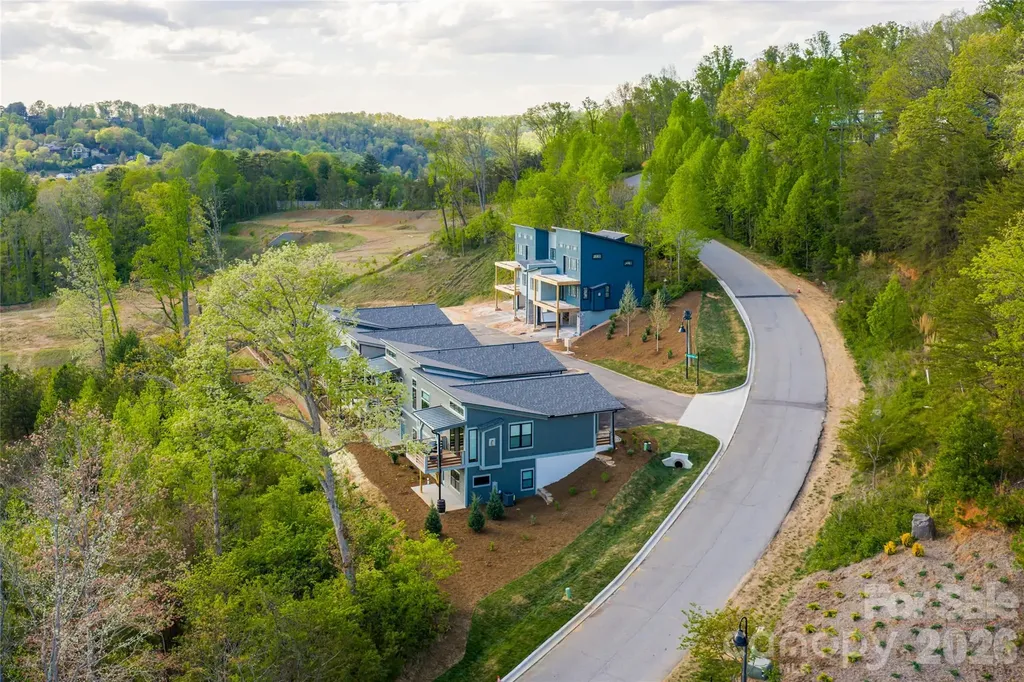 611 Storybook Villas Trail Asheville NC 28804