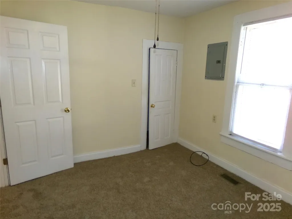 923 Efird Street Albemarle NC 28001