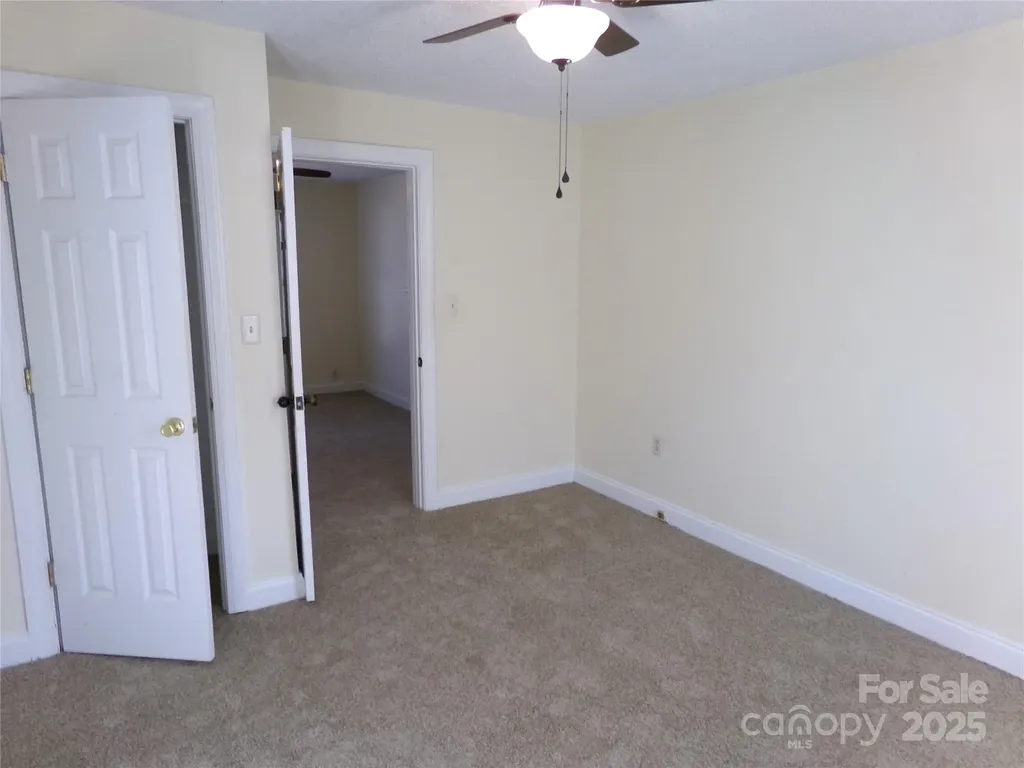 923 Efird Street Albemarle NC 28001