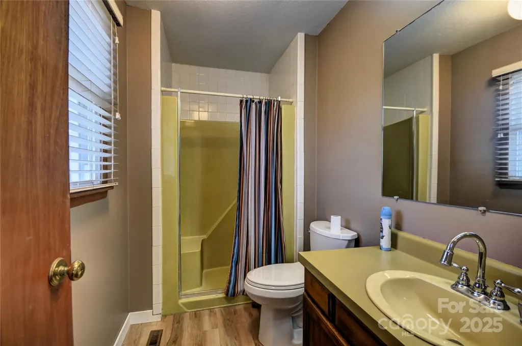 119 Pleasant Hill Circle Waynesville NC 28786