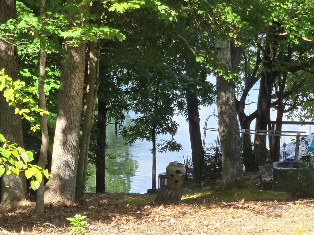 0 Shoreline Road Badin Lake NC 28127