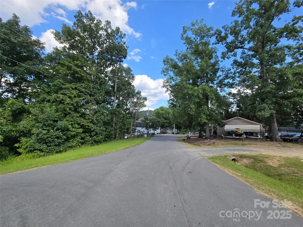 0 Shoreline Road Badin Lake NC 28127