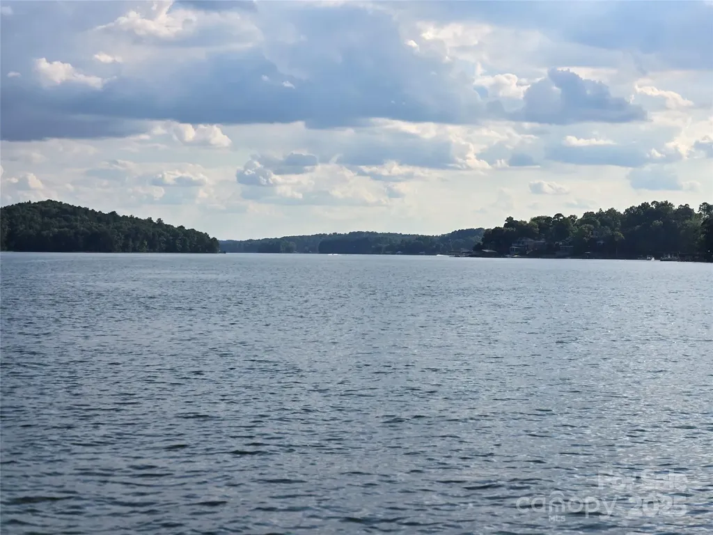 0 Shoreline Road Badin Lake NC 28127