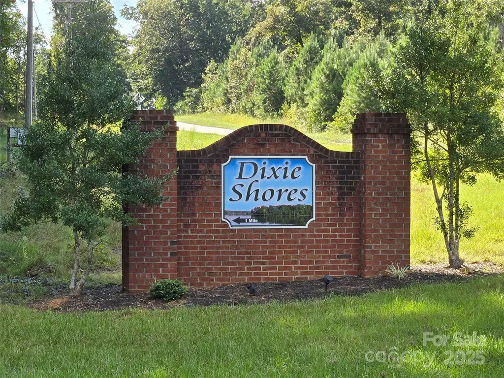 0 Shoreline Road Badin Lake NC 28127