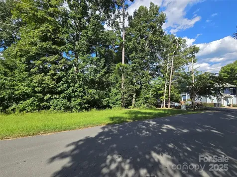 0 Shoreline Road Badin Lake NC 28127
