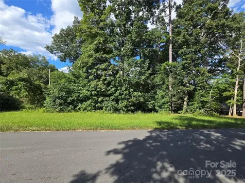 0 Shoreline Road Badin Lake NC 28127