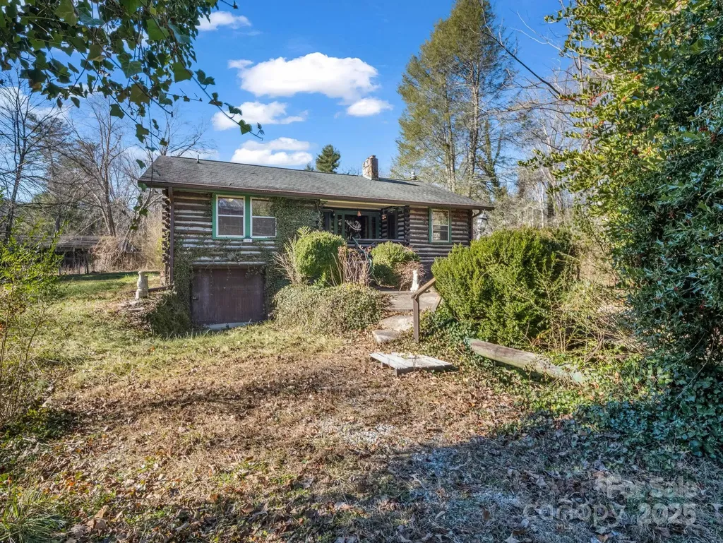 Hendersonville NC, 541 Broadway Street