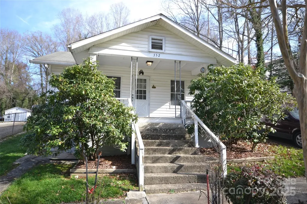 352 London Road Asheville NC 28803
