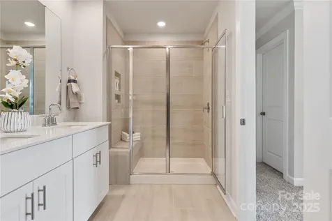 8036 Hidden Springs Trail Charlotte NC 28216