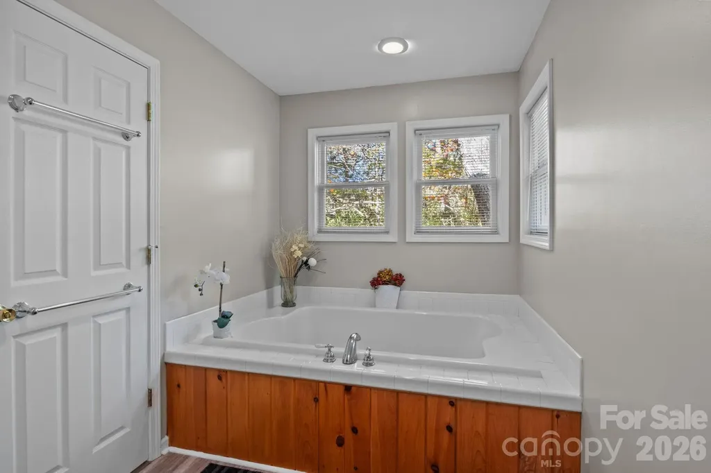 265 Dameron Drive Blowing Rock NC 28605