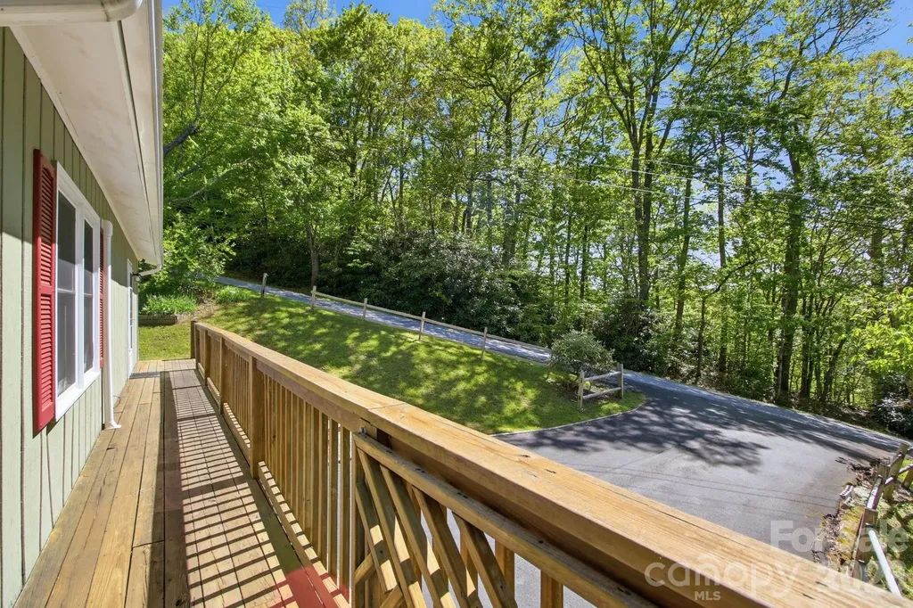 265 Dameron Drive Blowing Rock NC 28605